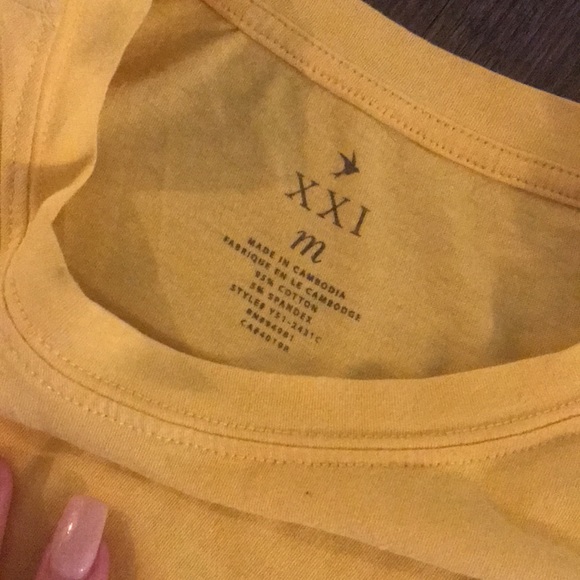 Yellow T - Picture 2 of 2